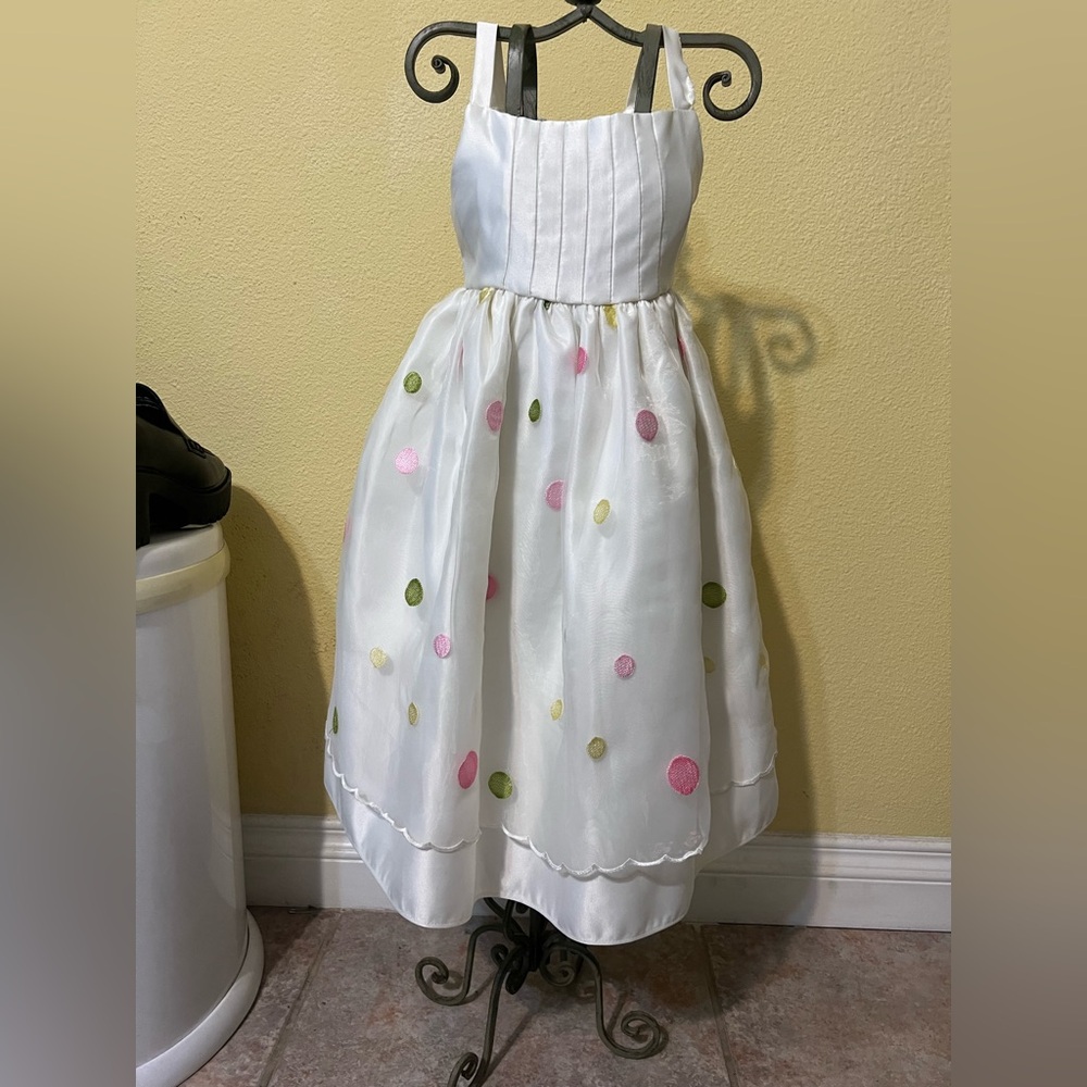 White Dress with Colorful Polka Dots
Size 4T